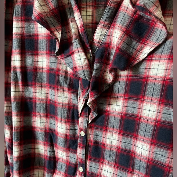 H&M Plaid Ruffle Front Blouse - Picture 4 of 8